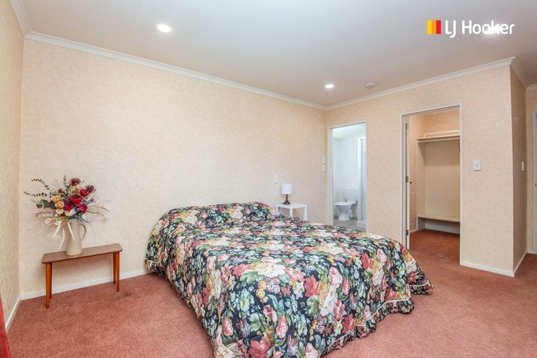 Photo of property in 10 Bishop Verdon Close, Mosgiel, 9024