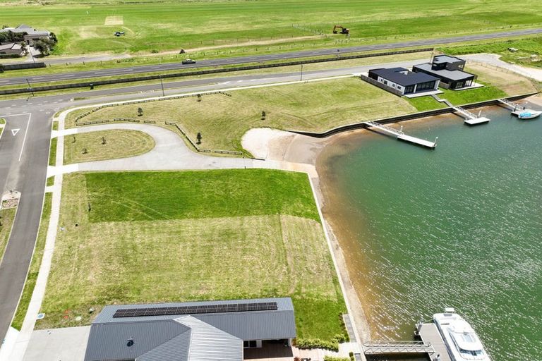 Photo of property in 34 Ngaroma Crescent, Whitianga, 3510