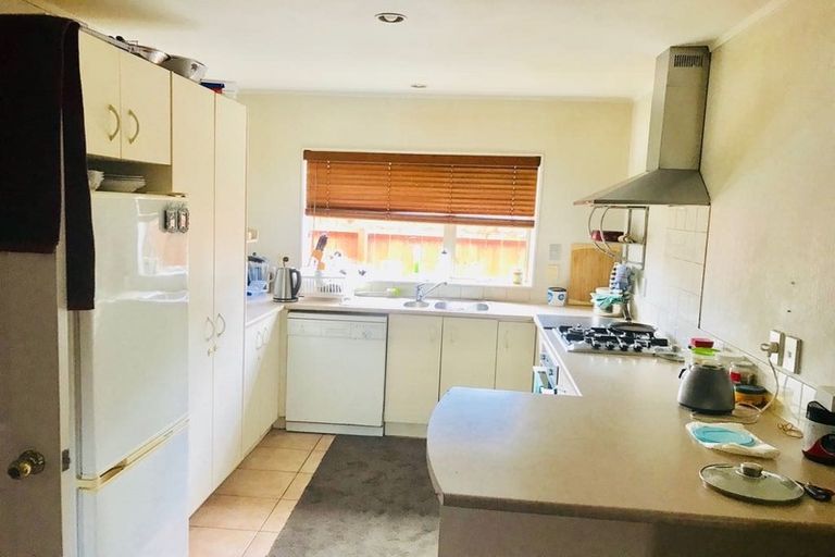 Photo of property in 90 Manuroa Road, Takanini, 2112