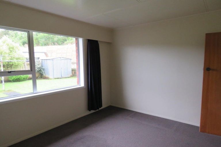 Photo of property in Morere Street, Titahi Bay, Porirua, 5022