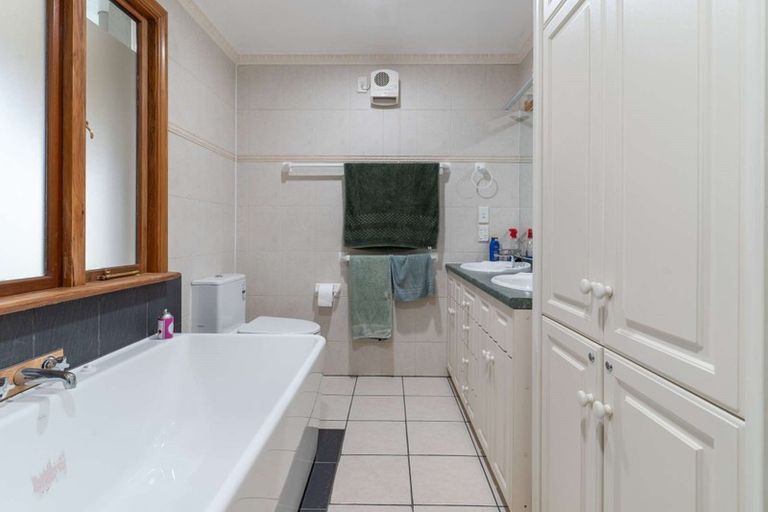 Photo of property in 2057 Tahakopa Valley Road, Tahakopa, Owaka, 9586