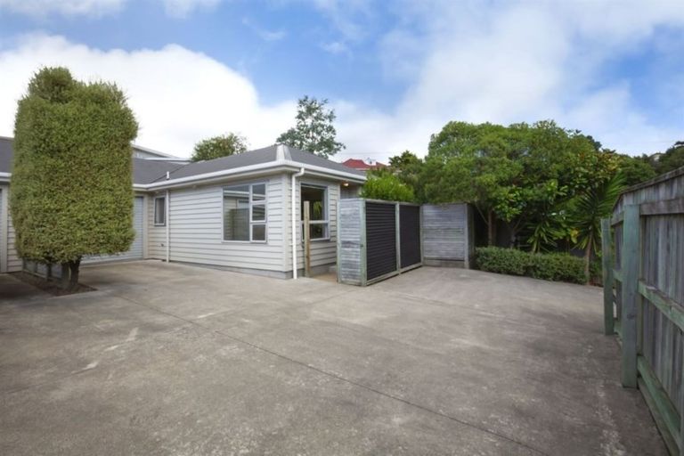 Photo of property in 39b Mexted Crescent, Ranui, Porirua, 5024