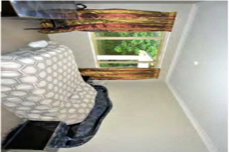 Photo of property in 6 Foresters Crescent, Parklands, Christchurch, 8083