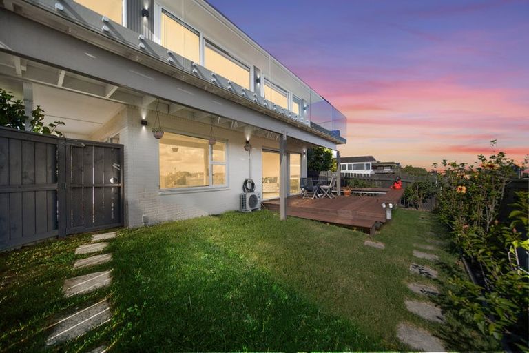 Photo of property in 26b Waller Avenue, Bucklands Beach, Auckland, 2012
