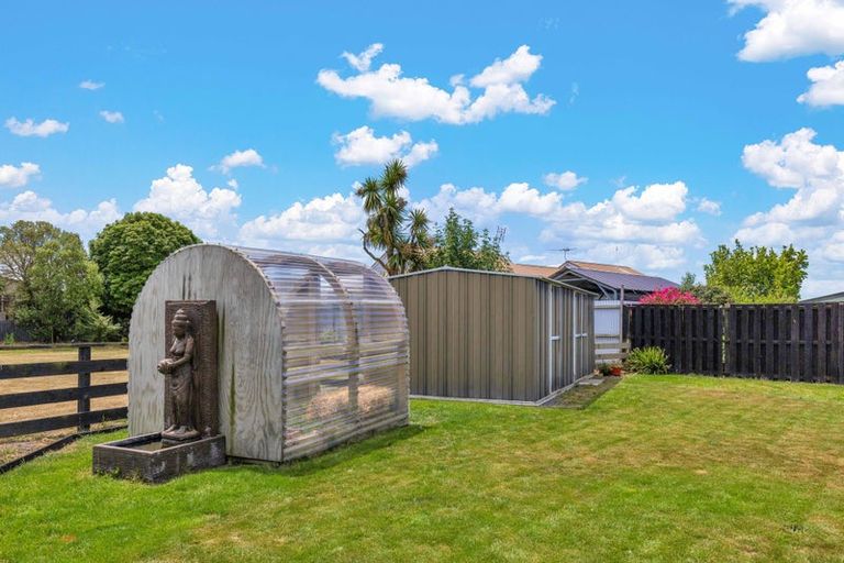 Photo of property in 33 Seadown Crescent, Amberley, 7410