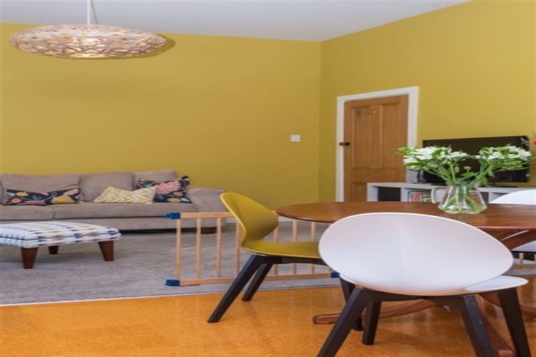 Photo of property in 32 Simeon Quay, Lyttelton, 8082