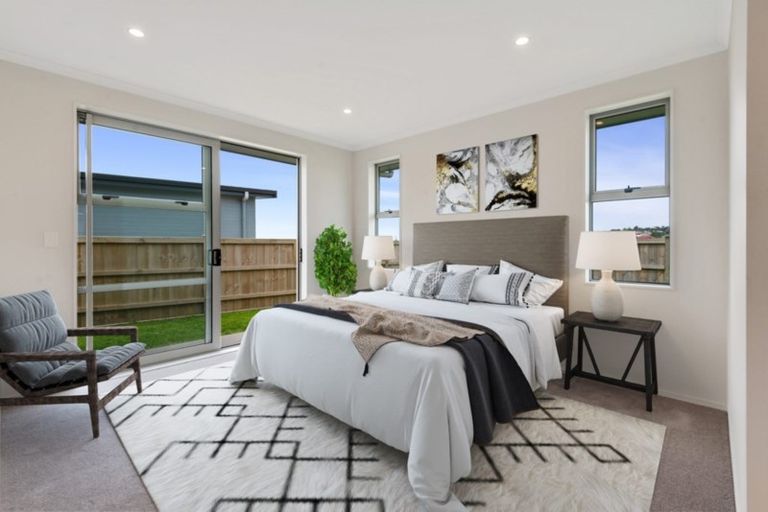 Photo of property in 29 Kukuwai Avenue, Red Beach, 0932