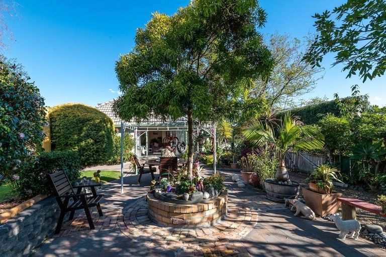 Photo of property in 755 Chapel Road, Dannemora, Auckland, 2016