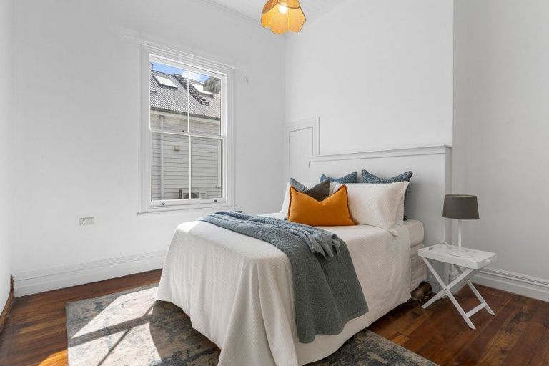 Photo of property in 1 Grahame Street, Devonport, Auckland, 0624