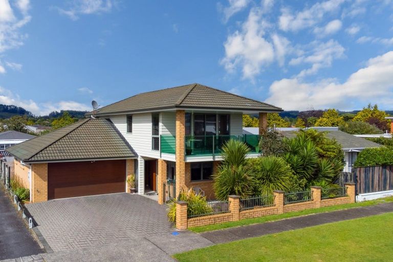 Photo of property in 14a Grey Street, Glenholme, Rotorua, 3010