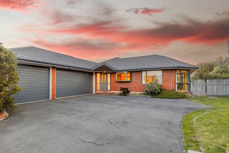 Photo of property in 25 Aston Drive, Waimairi Beach, Christchurch, 8083