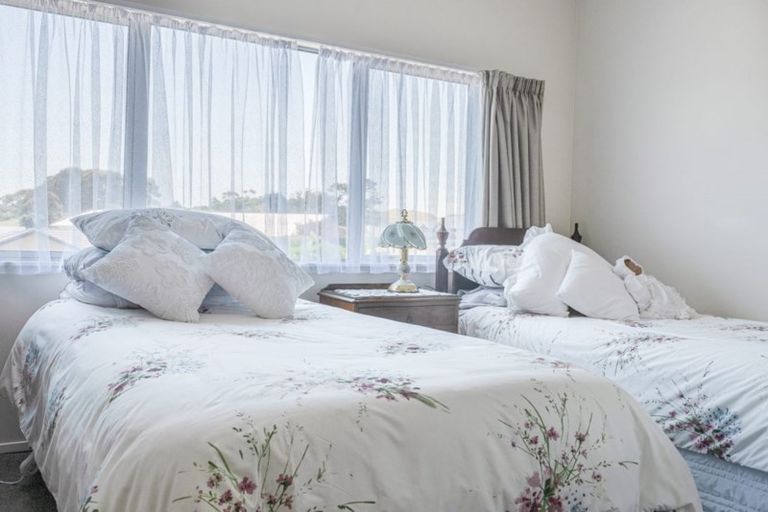 Photo of property in 18 Lithgow Drive, Otamatea, Whanganui, 4500