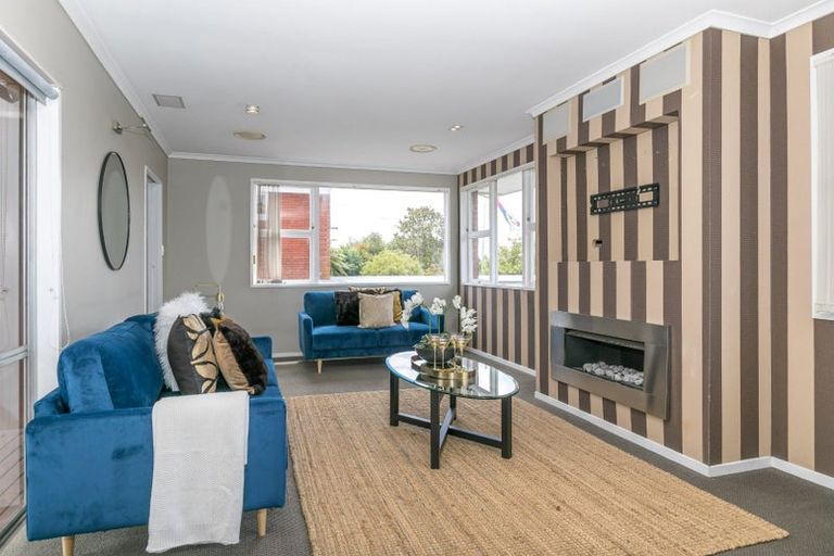 Photo of property in 35 Acacia Crescent, Glenview, Hamilton, 3206