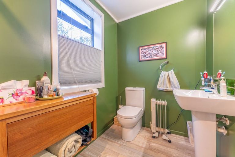 Photo of property in 242 Talbot Street, Geraldine, 7930