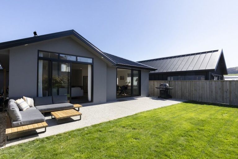 Photo of property in 46 Muster Road, Jacks Point, 9371