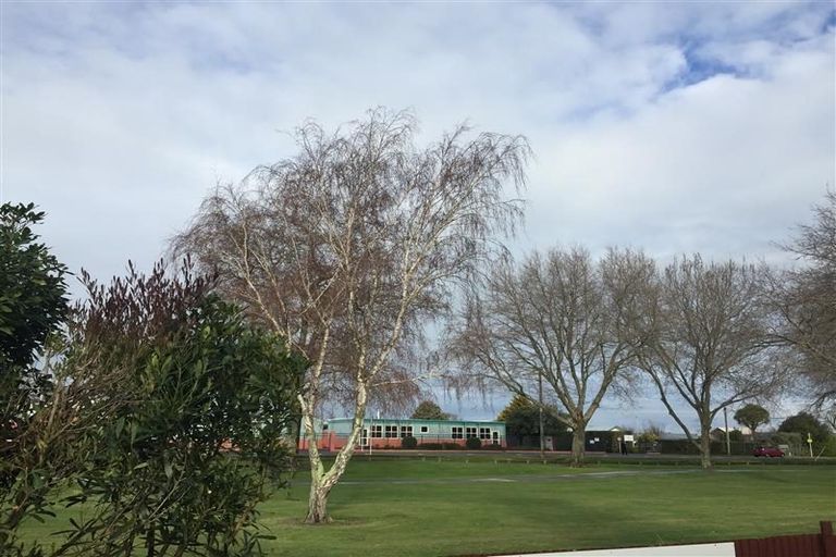 Photo of property in 2/63 Seddon Crescent, Marewa, Napier, 4110