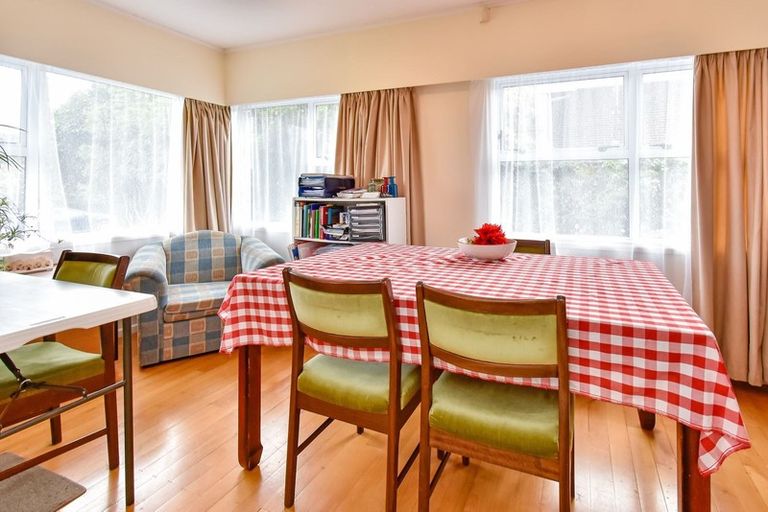 Photo of property in 24 Collie Street, Hillpark, Auckland, 2102