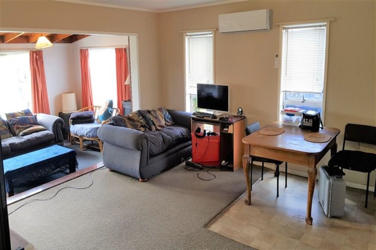 Photo of property in 1/82 Porchester Road, Papakura, 2110