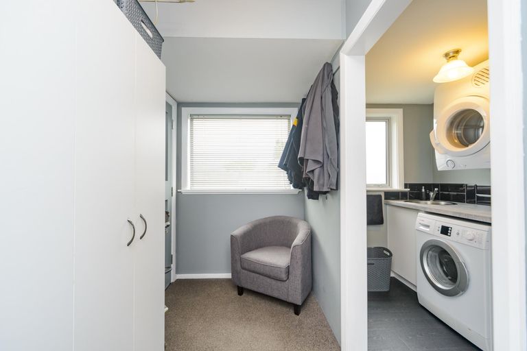 Photo of property in 11a Botanical Road, Takaro, Palmerston North, 4412