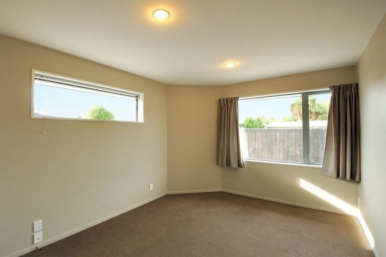 Photo of property in 4/18 Goldsmith Place, Waltham, Christchurch, 8023