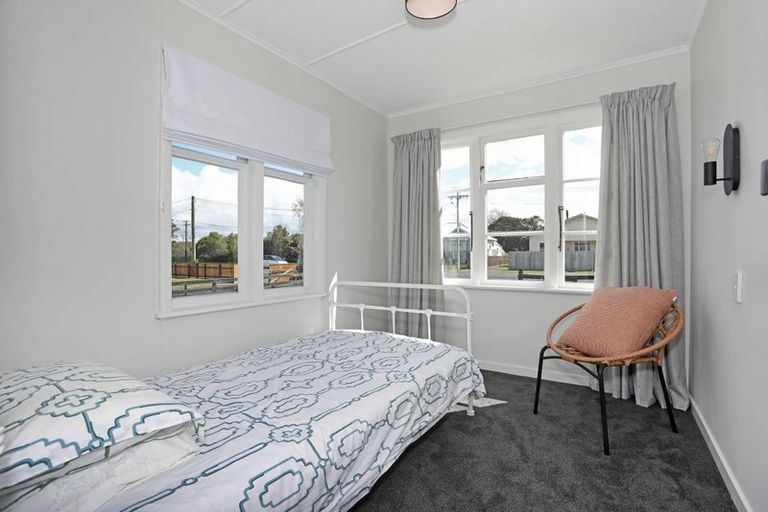 Photo of property in 12 Rira Street, Marton, 4710