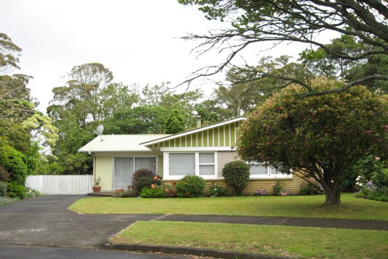 Photo of property in 5 Cardiff Street, Pukekohe, 2120