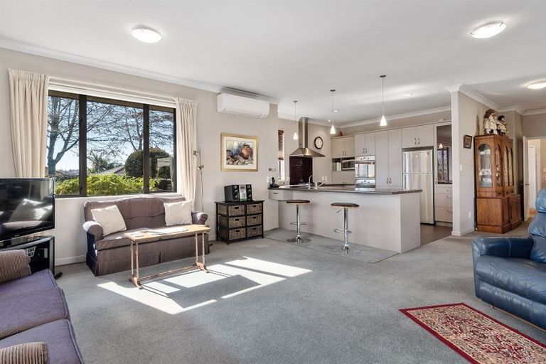 Photo of property in 38 Athfield Drive, Bethlehem, Tauranga, 3110