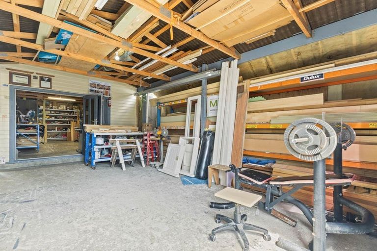 Photo of property in 118 Mangere Road, Otahuhu, Auckland, 1062