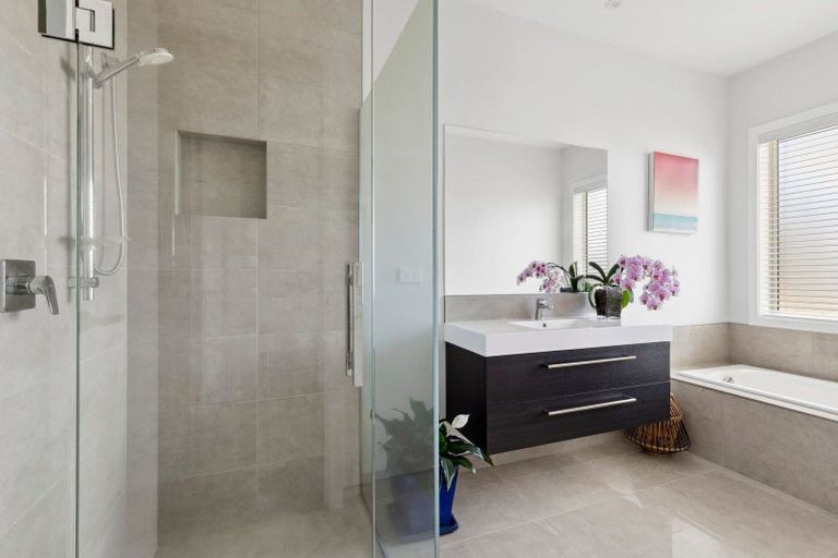 Photo of property in 6 Kaniera Terrace, Cambridge, 3434