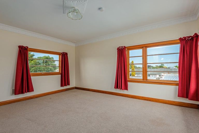 Photo of property in 64 Limbrick Street, Terrace End, Palmerston North, 4410