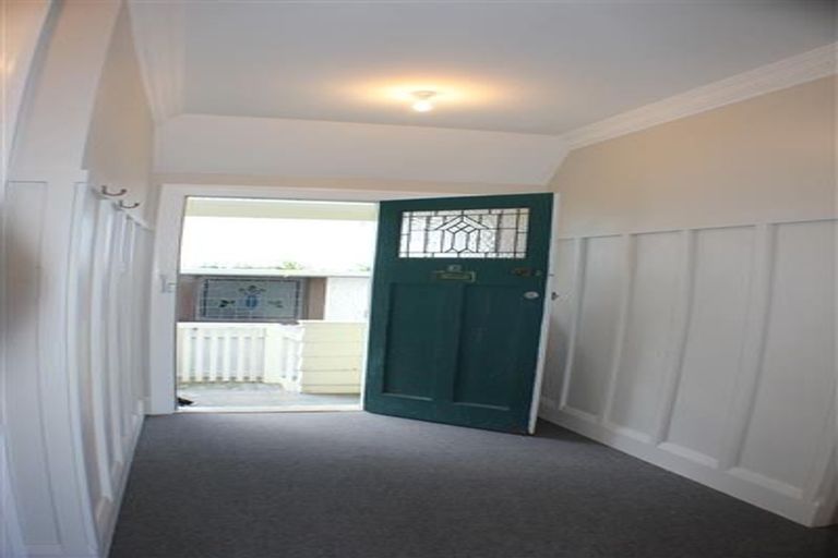 Photo of property in 107 Elizabeth Street, Mount Victoria, Wellington, 6011
