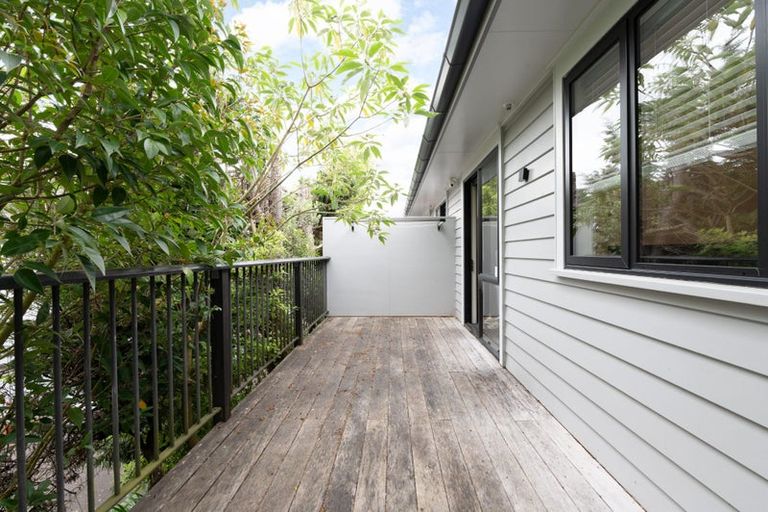 Photo of property in 1/2 Moana Street, Frankton, Hamilton, 3204