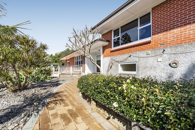 Photo of property in 11 Orite Drive, Mangorei, New Plymouth, 4371
