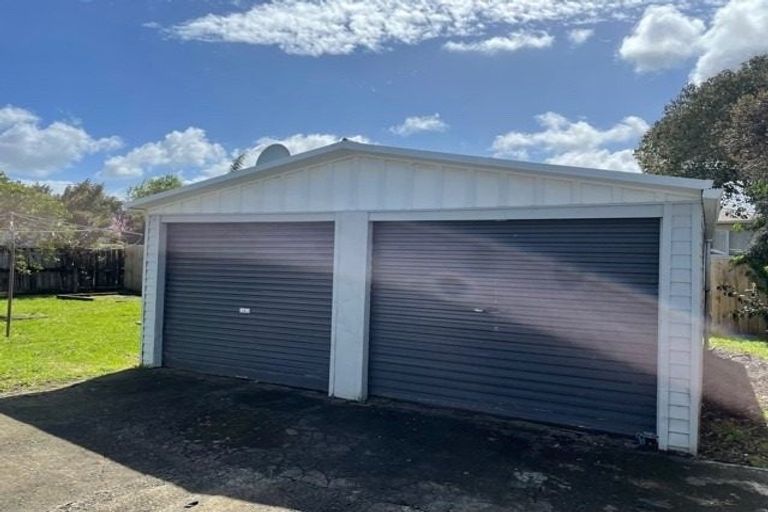Photo of property in 7 Christmas Road, Manurewa, Auckland, 2102