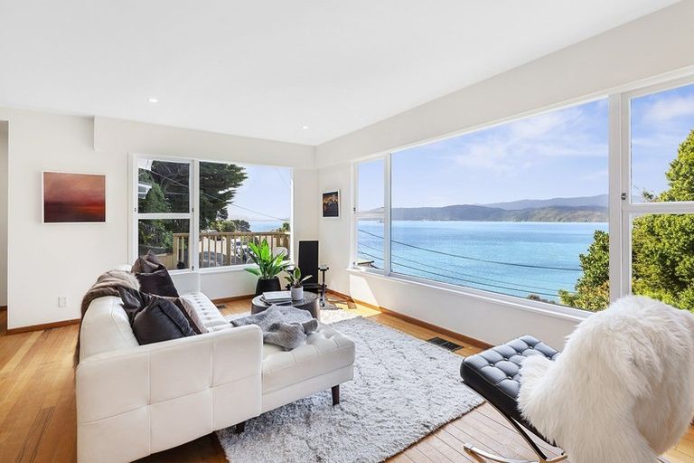 Photo of property in 20 Newport Terrace, Seatoun, Wellington, 6022