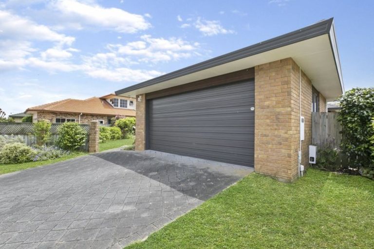 Photo of property in 53 Santa Monica Drive, Papamoa Beach, Papamoa, 3118