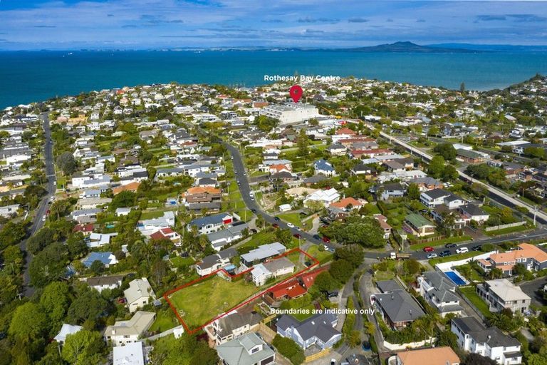 Photo of property in 10 Braemar Road, Rothesay Bay, Auckland, 0630