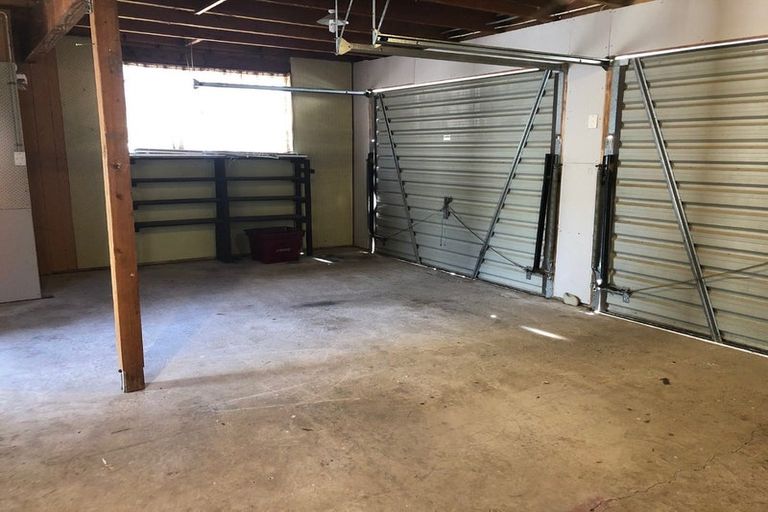 Photo of property in 10 Huia Street, Waikawa, Picton, 7220