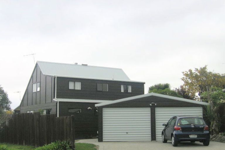 Photo of property in 14 Holland Grove, Richmond Heights, Taupo, 3330