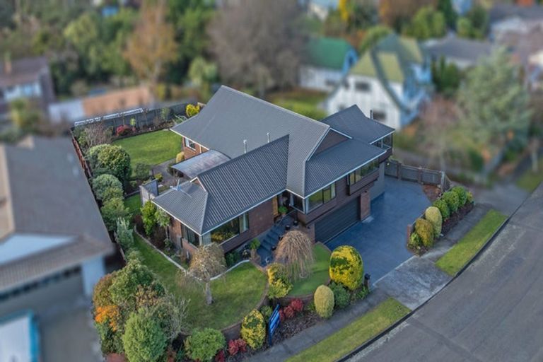 Photo of property in 19 Park View Avenue, Feilding, 4702