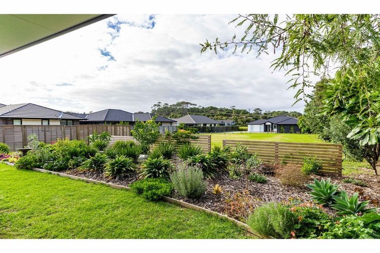 Photo of property in 6 Park Rise, Mangawhai Heads, Mangawhai, 0505