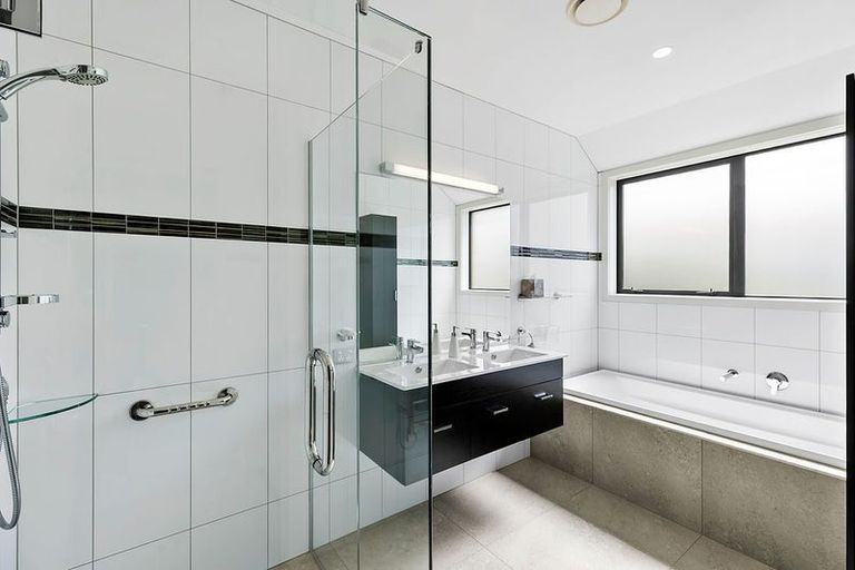 Photo of property in 14 Ruby Ridge, Wanaka, 9305