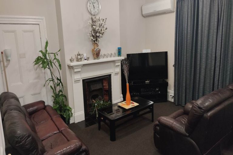 Photo of property in 296 Barbadoes Street, Christchurch Central, Christchurch, 8011