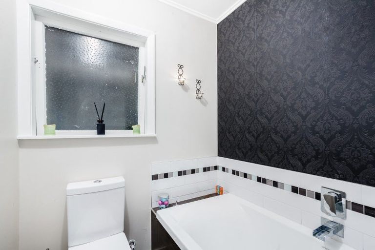 Photo of property in 188 Wellington Road, Wainuiomata, Lower Hutt, 5014