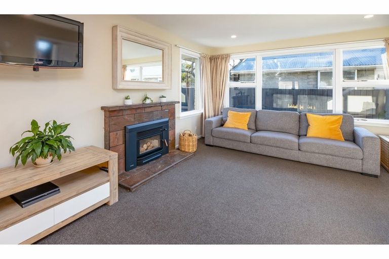 Photo of property in 27 Kirner Street, Burwood, Christchurch, 8083