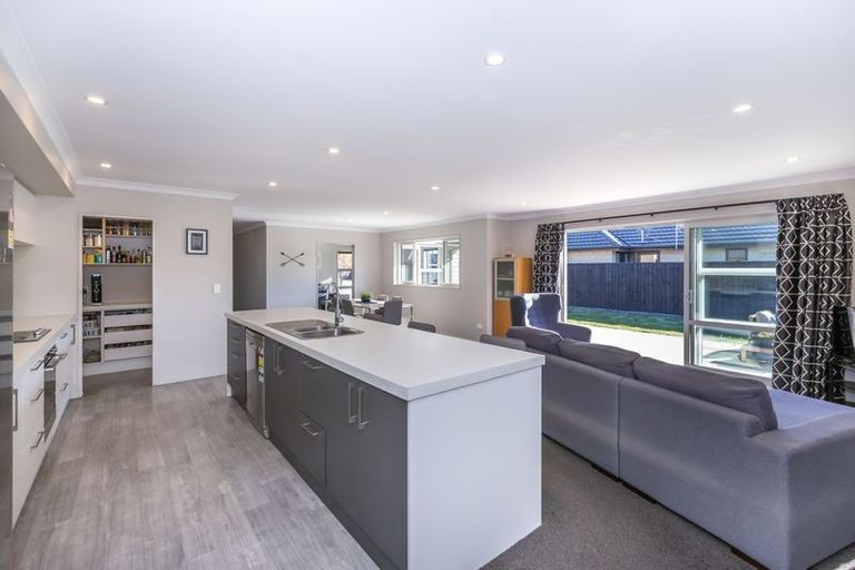 Photo of property in 30 Navy Loop, Rolleston, 7614