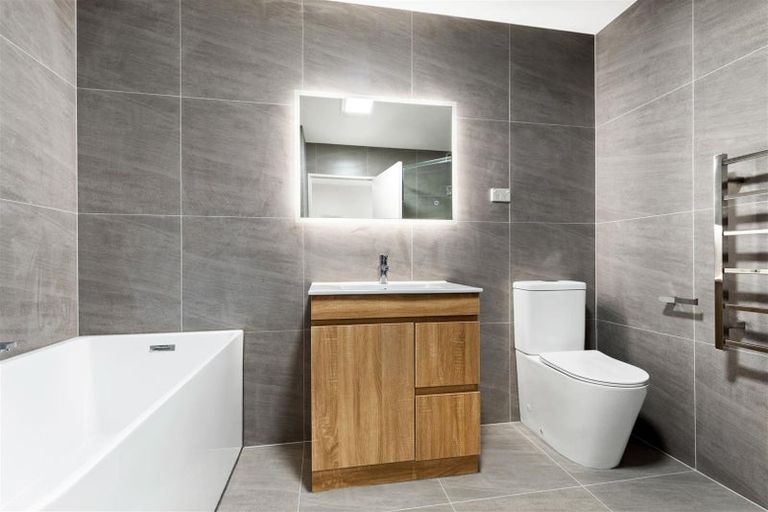 Photo of property in 6 Lawson Creek Street, Massey, Auckland, 0614