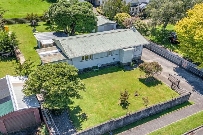 Photo of property in 54 King Edward Street, Eltham, 4322