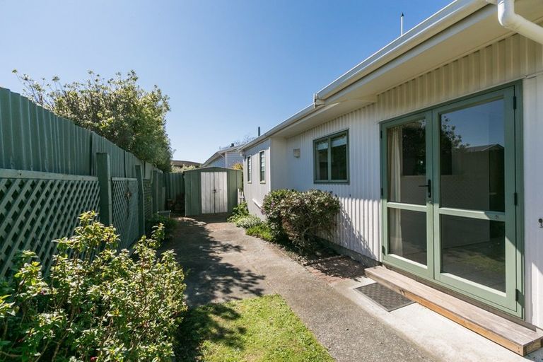 Photo of property in 810 Sylvan Road, Mayfair, Hastings, 4122