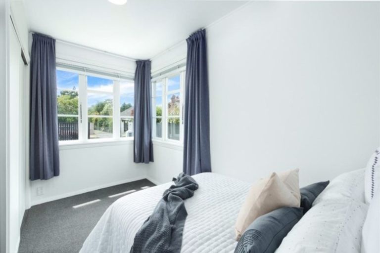 Photo of property in 3 Bateman Avenue, Bryndwr, Christchurch, 8053